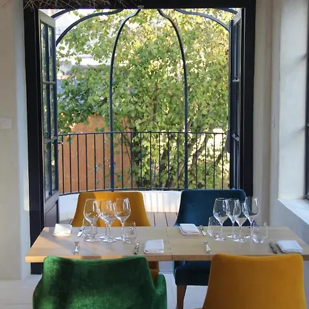 L'audacieuse فندق مبيت وإفطار 3*