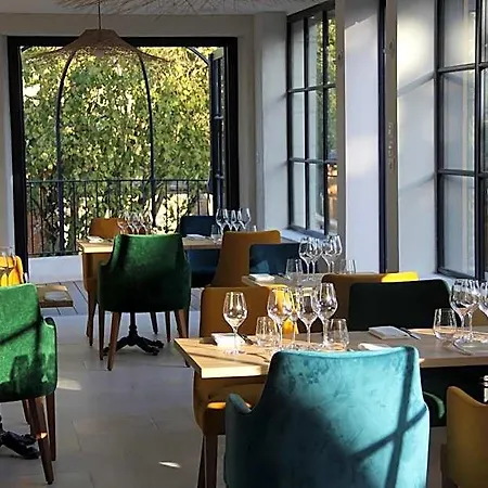 L'audacieuse Couette-café Behuard
