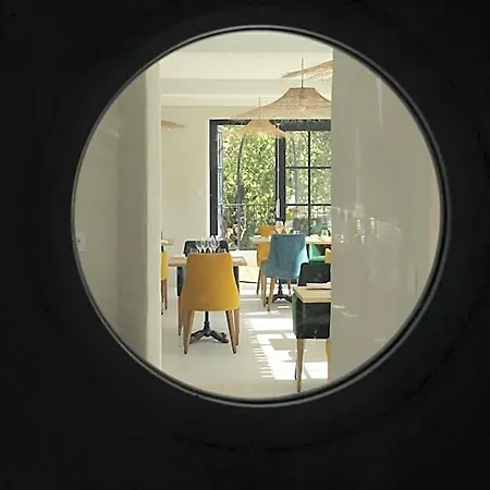 Couette-café L'audacieuse Behuard